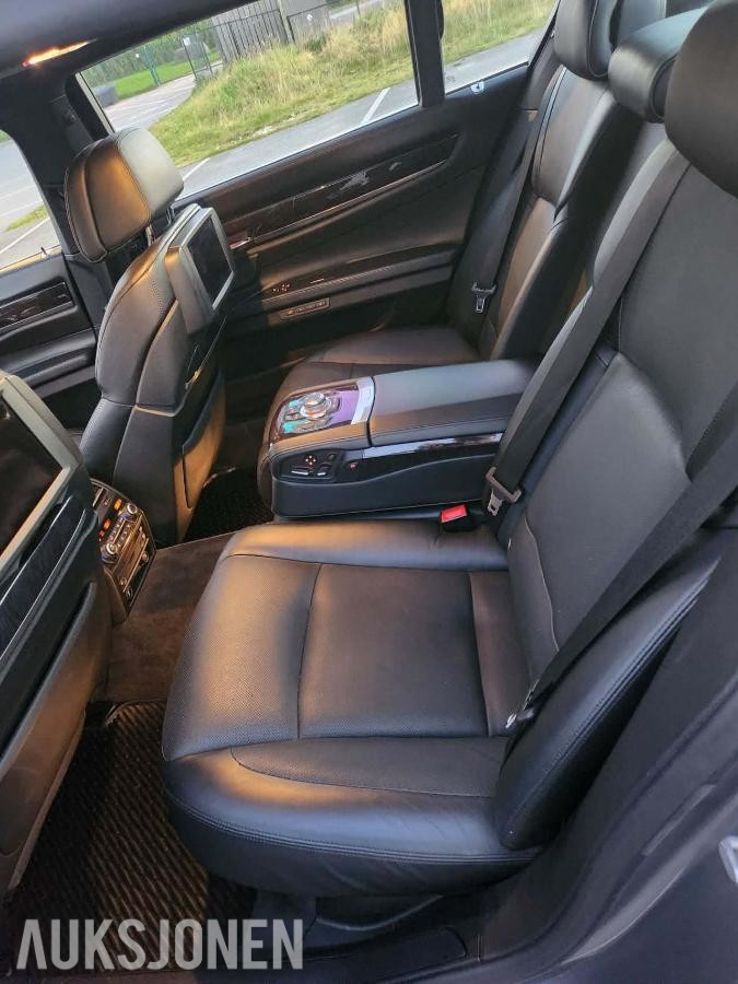 2012 BMW 760 Li V12 Bi-turbo – 180 000 km