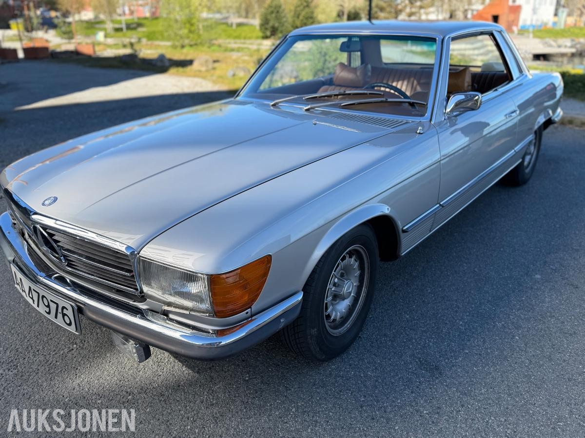 1973 Mercedes-Benz 450 SLC 4.5 V8 224hk AUTOMAT SKINNINTERIØR 135000km