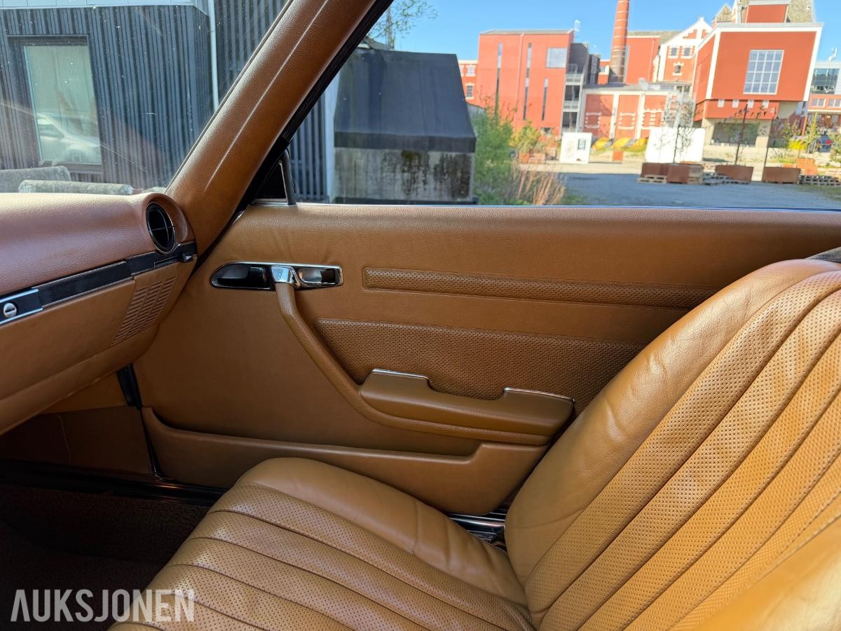 1973 Mercedes-Benz 450 SLC 4.5 V8 224hk AUTOMAT SKINNINTERIØR 135000km