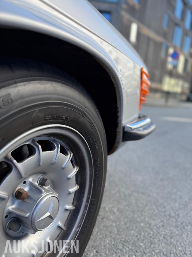 1973 Mercedes-Benz 450 SLC 4.5 V8 224hk AUTOMAT SKINNINTERIØR 135000km
