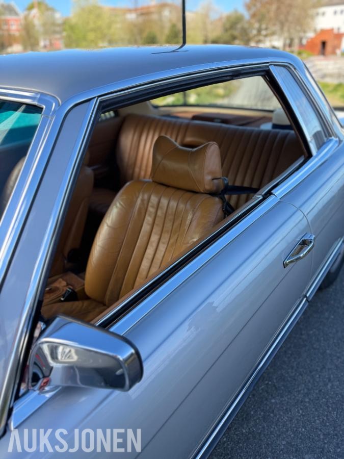 1973 Mercedes-Benz 450 SLC 4.5 V8 224hk AUTOMAT SKINNINTERIØR 135000km