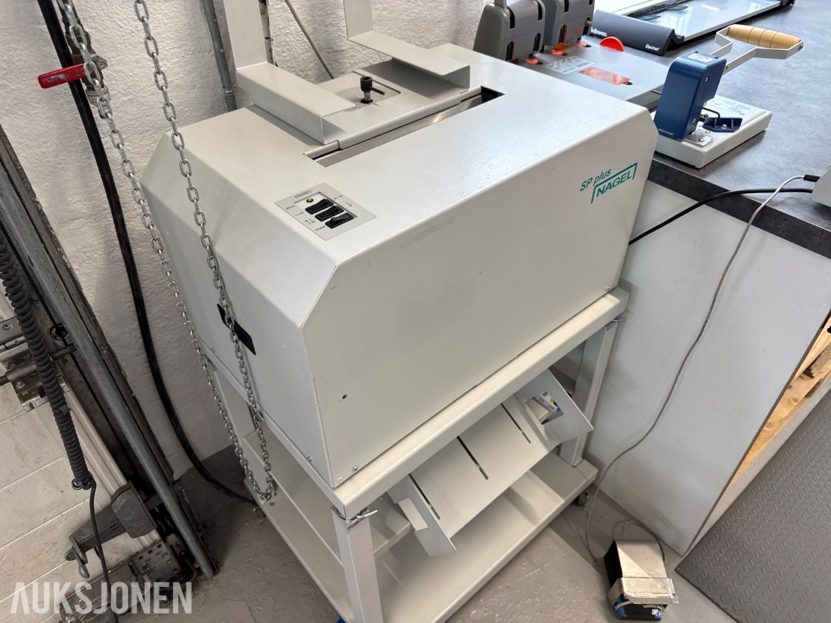 Nagel SP Plus Offline Square Press – brosjyrepresse