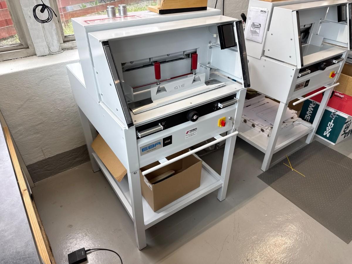 EBA 4860 elektrisk papirkutter / giljotin - 475 mm