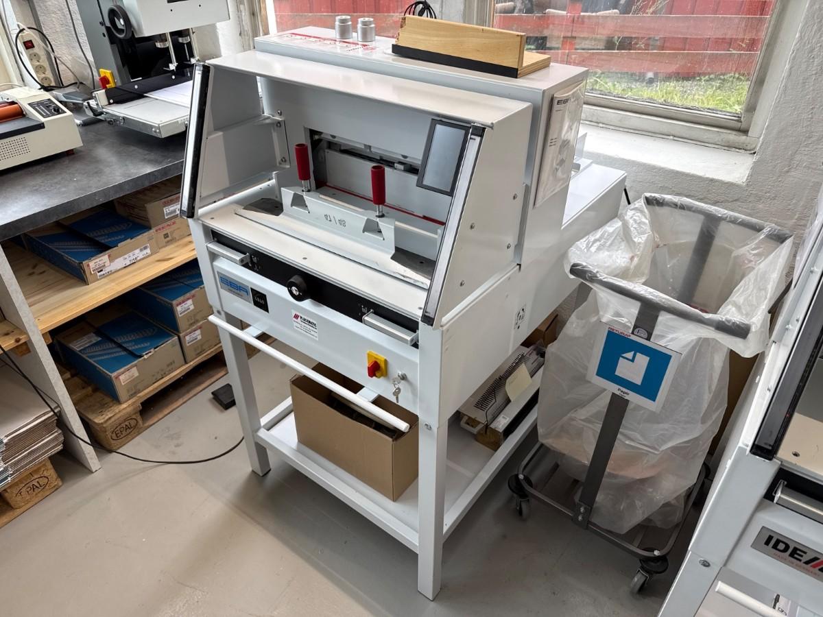 EBA 4860 elektrisk papirkutter / giljotin - 475 mm