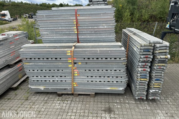 Layher, Altrad, System 730, Solideq og Delta 73 fasadestillas Layher, Altrad, System 730, Solideq og Delta 73 fasadestillas