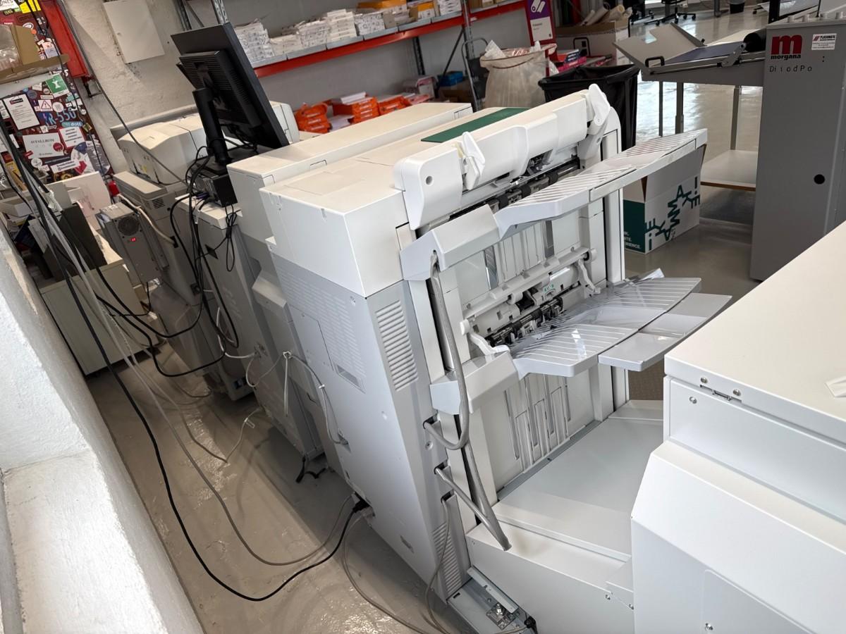 Canon imagePRESS produksjonssystem F163000 med etterbehandling