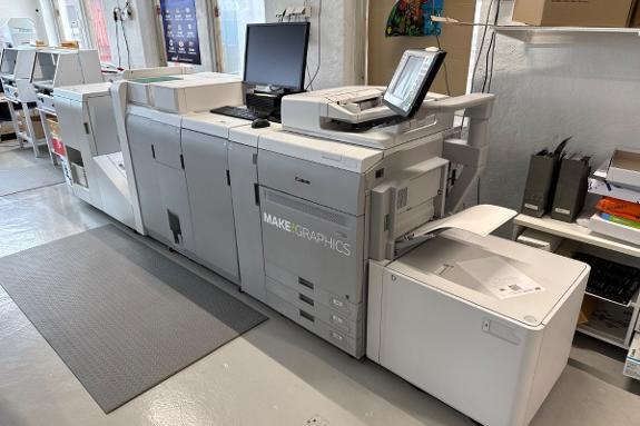 Canon imagePRESS produksjonssystem F163000 med etterbehandling