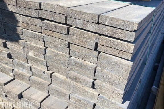 1 PAKKE 28x120 TERRASSEBORD - MARNAR BRUK - RG.40 STORMGRÅ