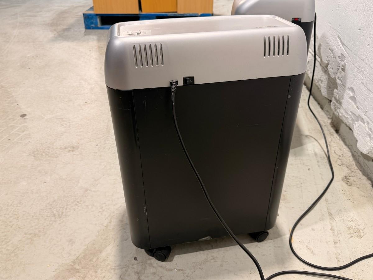 2 stk Fellowes Powershred SB-87Cs makuleringsmaskiner