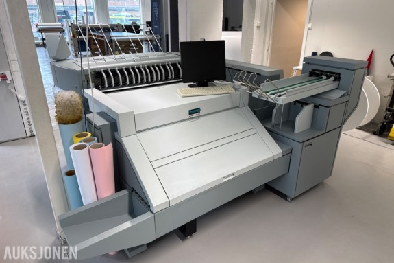 Océ TDS750 storformat print og skannesystem med etterbehandling