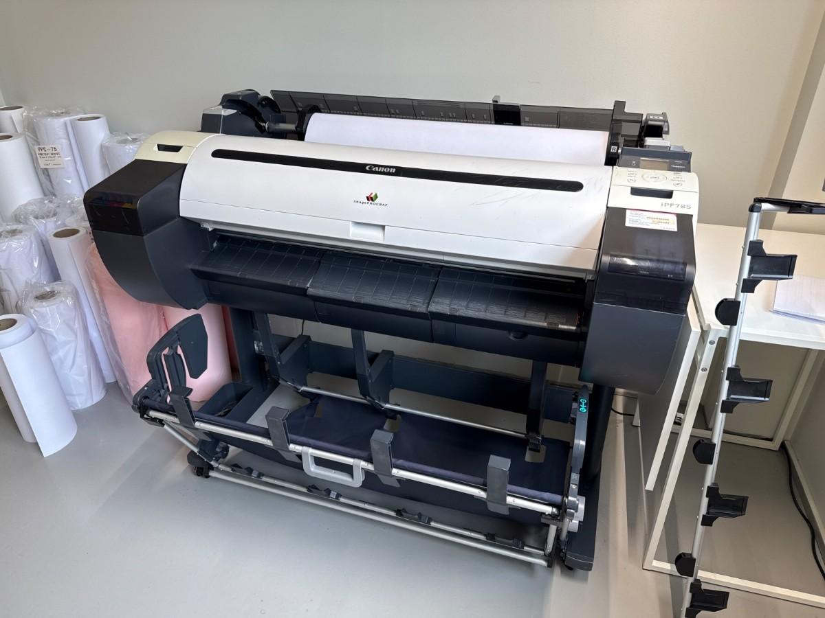 2014 Canon imagePROGRAF iPF785 36 storformatprinter / plotter