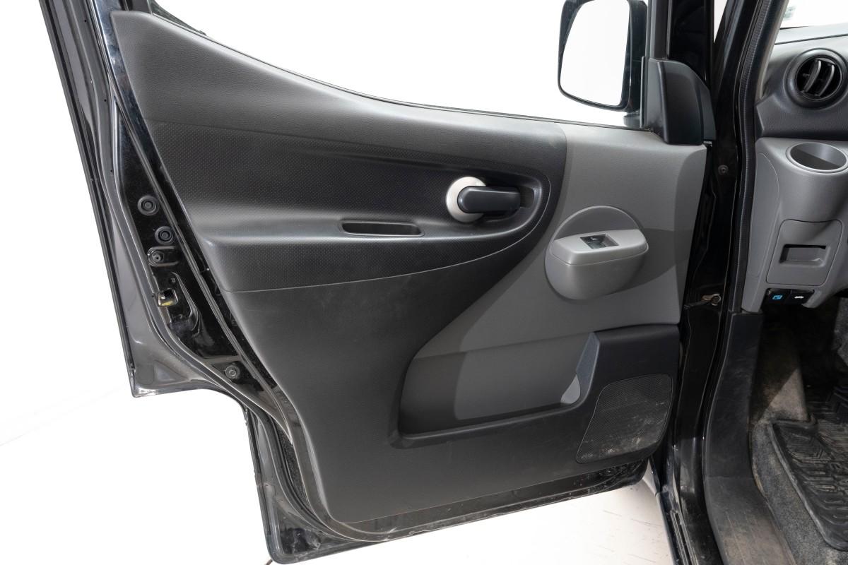 2020 Nissan e-NV200 40 KWH 7-SETER NAVI KAMERA VARMER