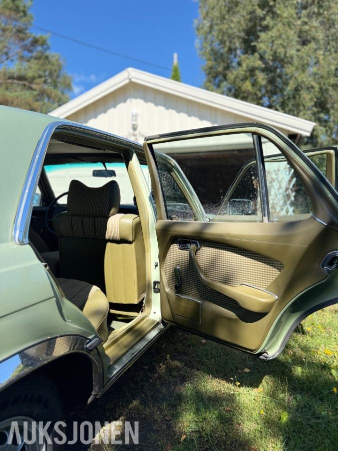 1979 Mercedes-Benz 280 SE – 218 000 km