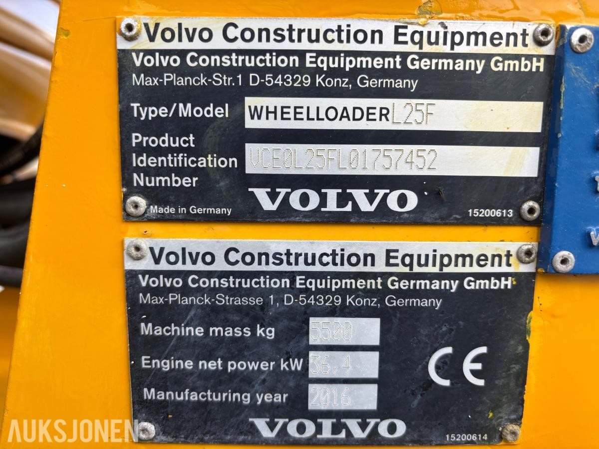 2016 Volvo L25F med Pallegaffel Skuffe og Snøkjetting