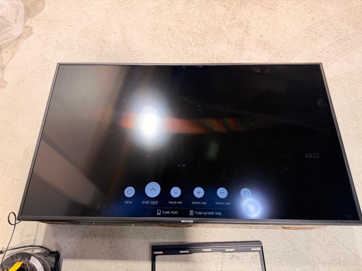 2019 Samsung 58 tommer RU7105 4K UHD Smart-TV – UE58RU7105K