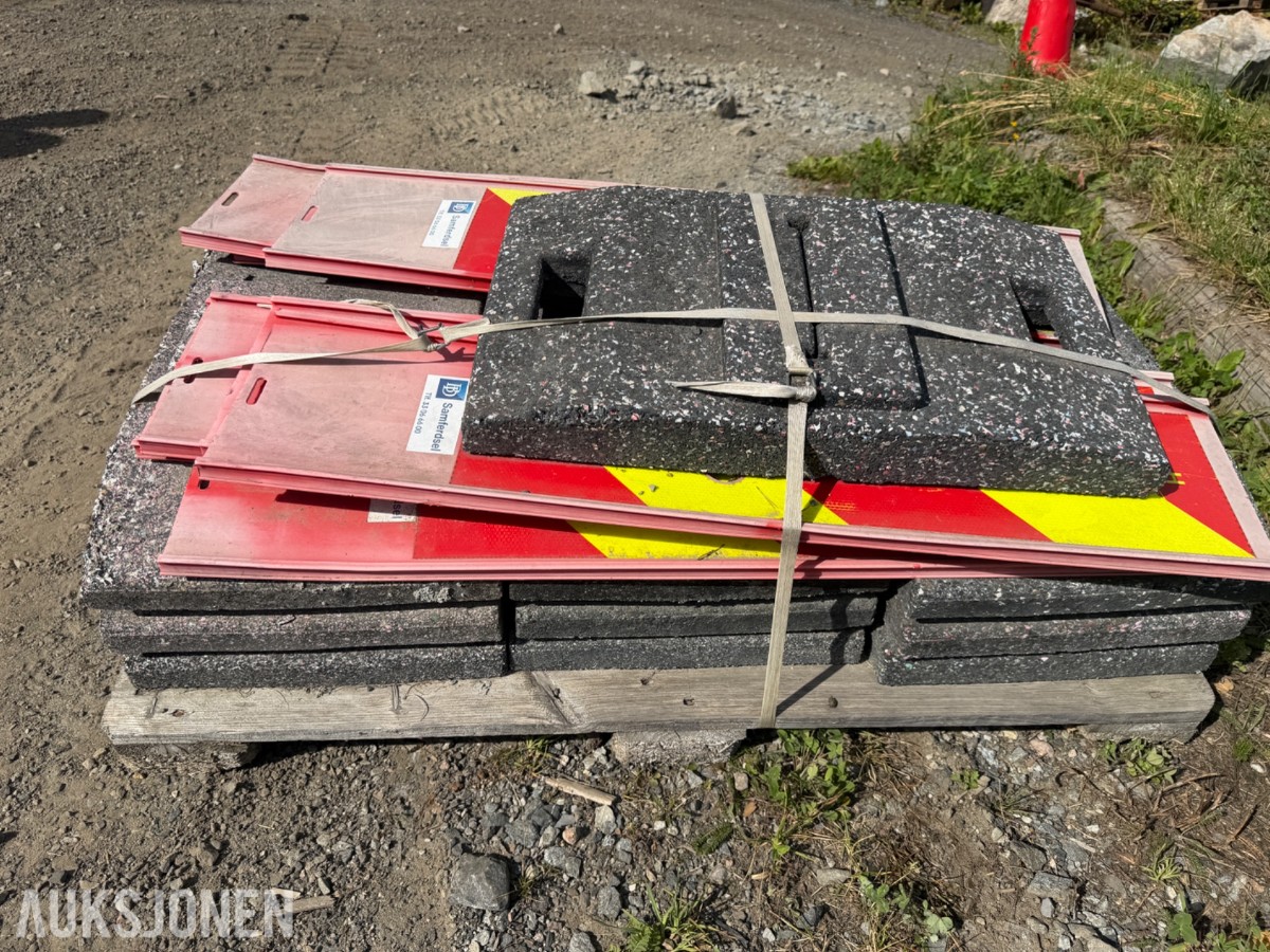 Markeringsskjermer for veiarbeid med gummiføtter – 10 stk
