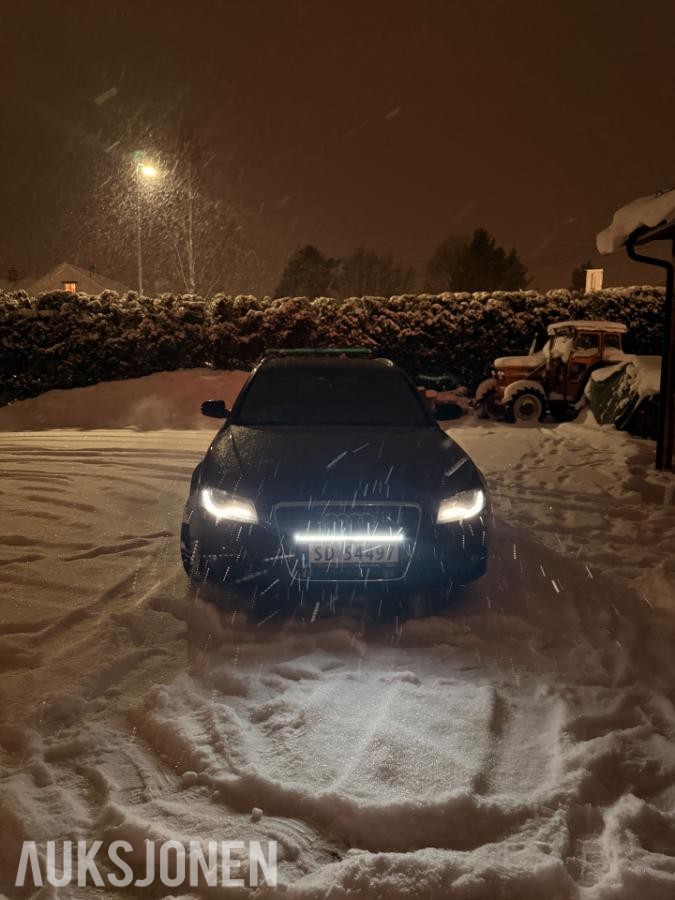 2011 Audi A4 2.0 TDI 143hk Cruisekontroll, Bang & Olufsen, Alcantara delskinn