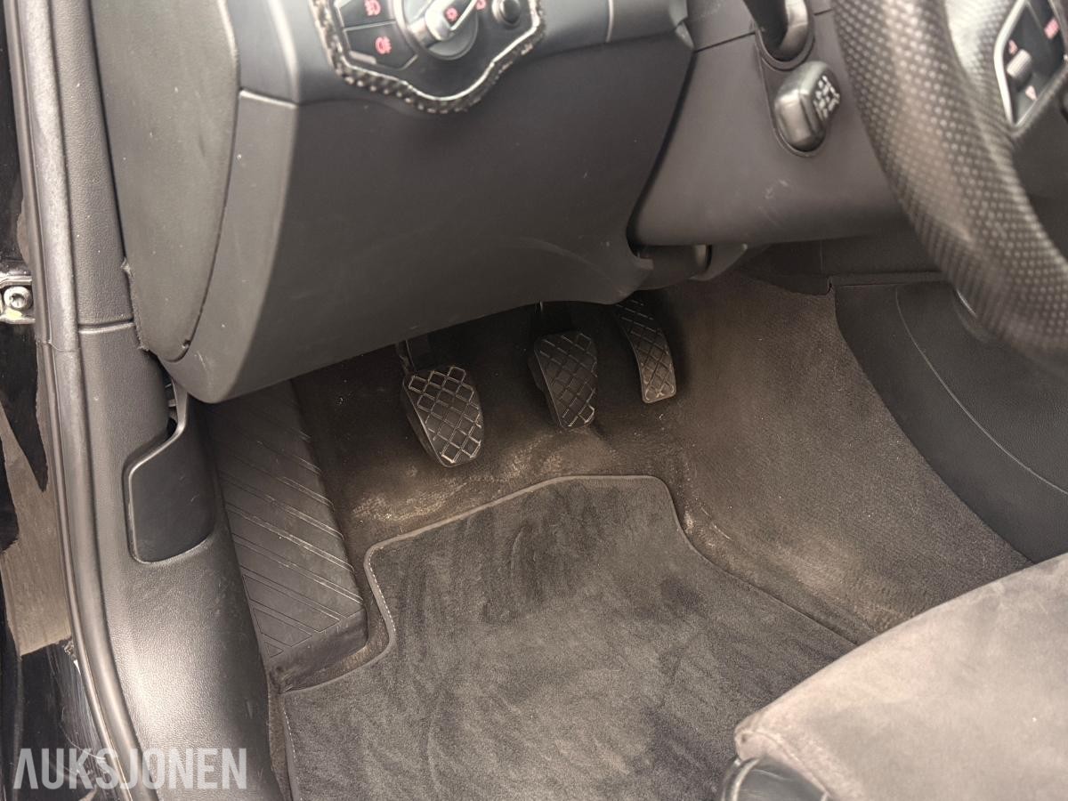 2011 Audi A4 2.0 TDI 143hk Cruisekontroll, Bang & Olufsen, Alcantara delskinn