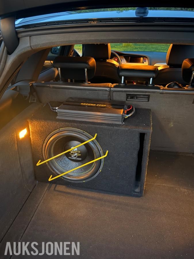 2011 Audi A4 2.0 TDI 143hk Cruisekontroll, Bang & Olufsen, Alcantara delskinn