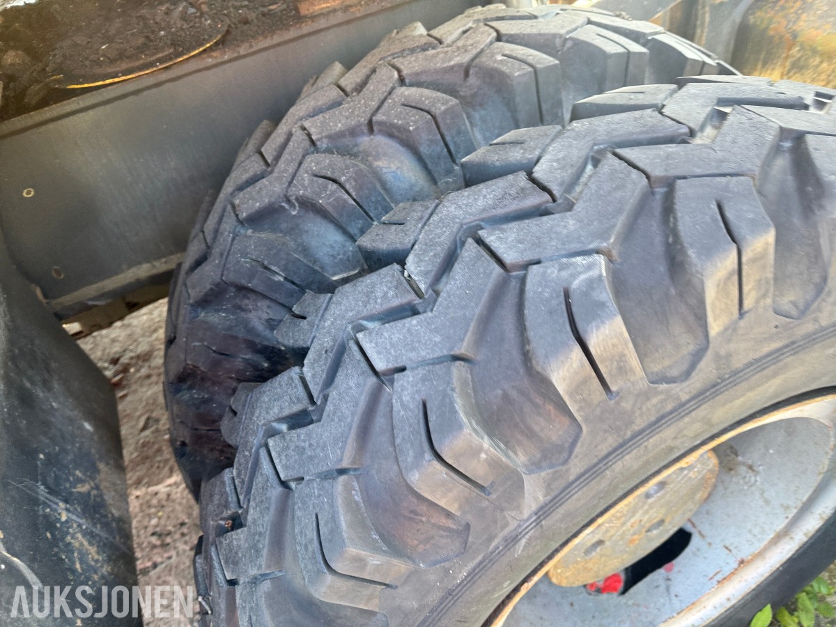 2012 Komatsu PW160-8 hjulgraver – brannskadet reparasjonsobjekt