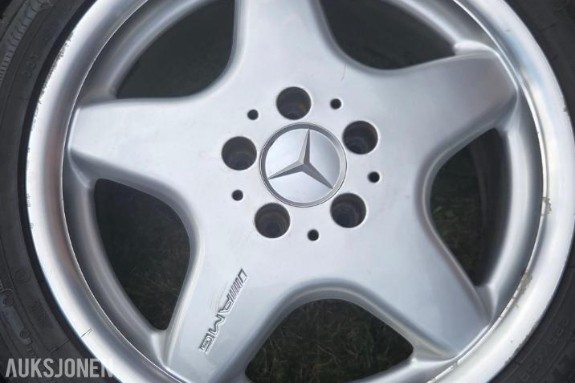 Mercedes-Benz AMG Hjulsett - 7,5x17 ET37 - 225/45-17