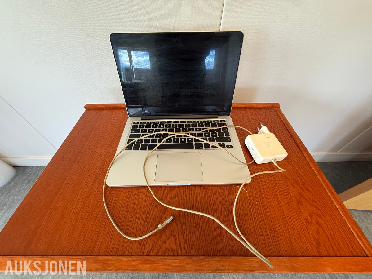 Apple MacBook Pro 13 A1502