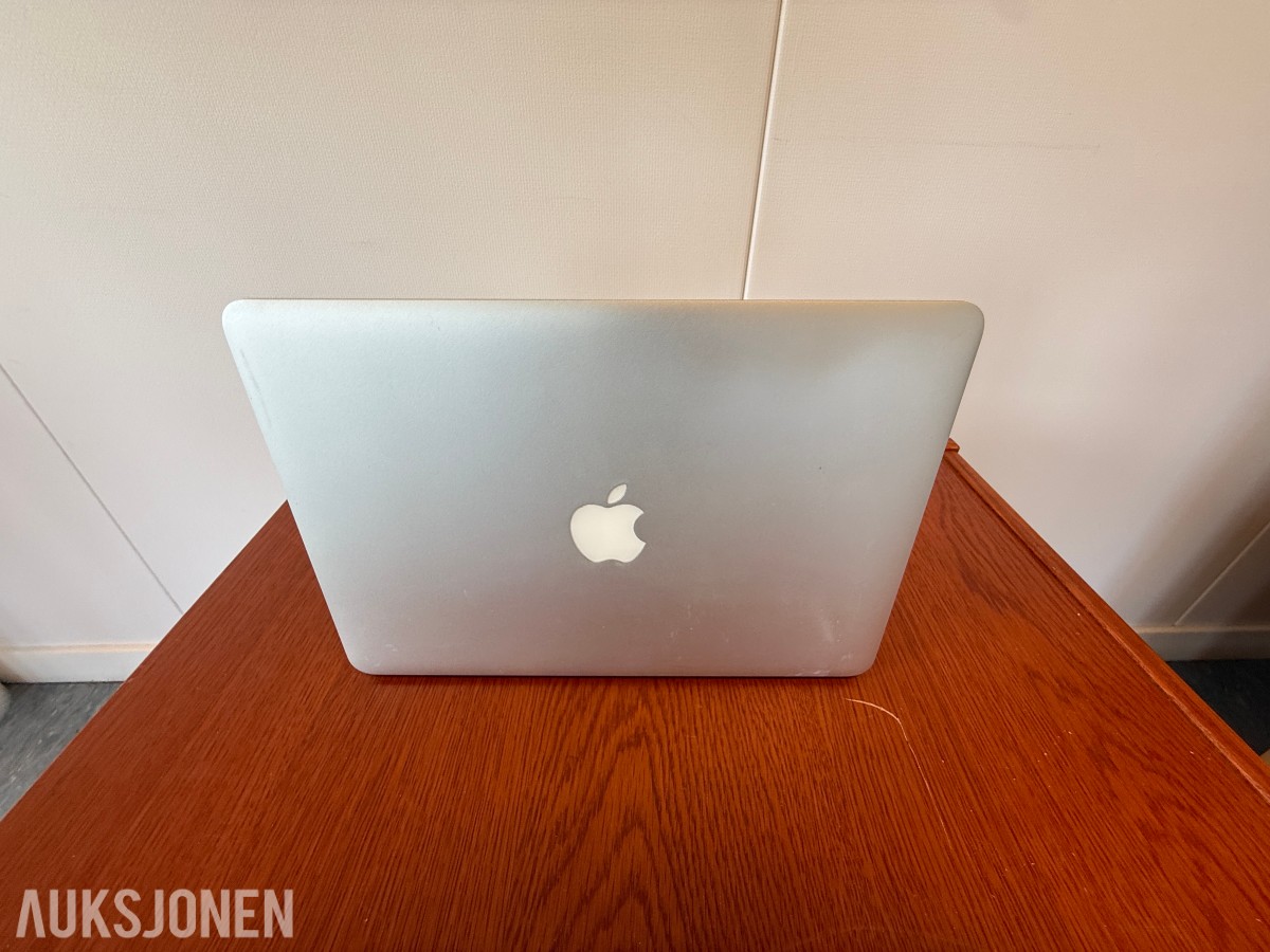 Apple MacBook Pro 13 A1502
