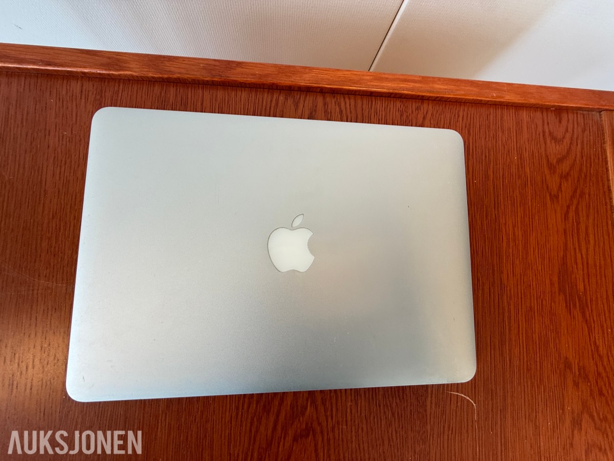 Apple MacBook Pro 13 A1502
