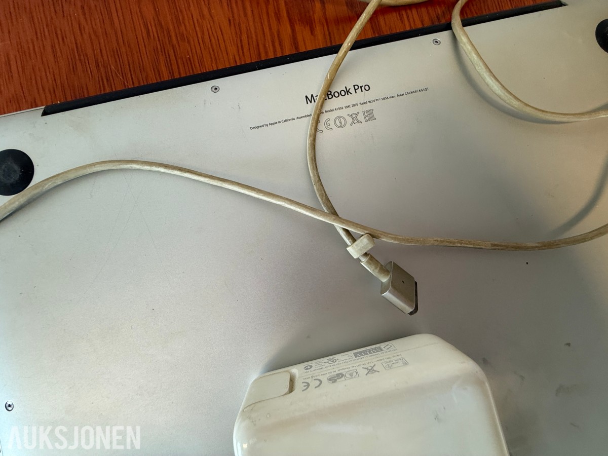 Apple MacBook Pro 13 A1502
