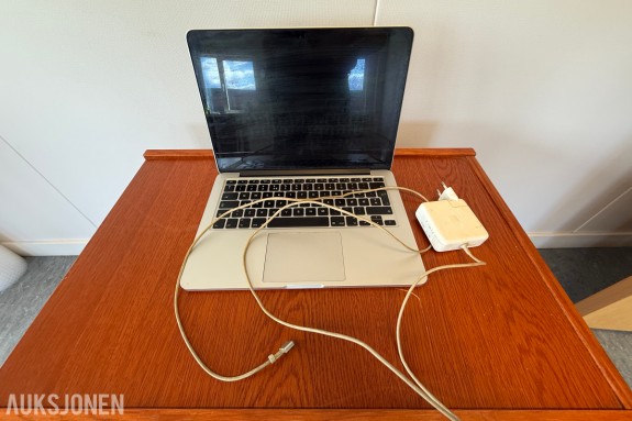 Apple MacBook Pro 13 A1502