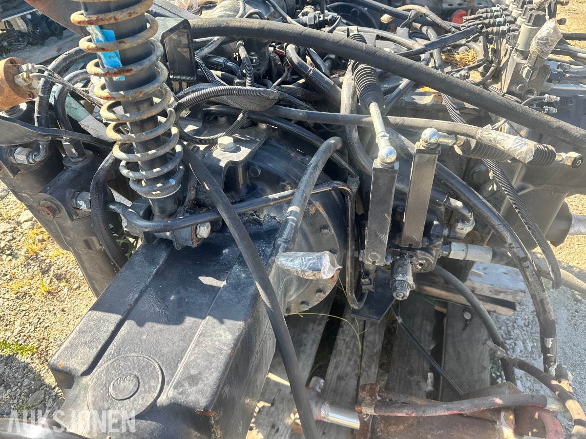 Valtra 1700 komplett girkasse / transmisjon
