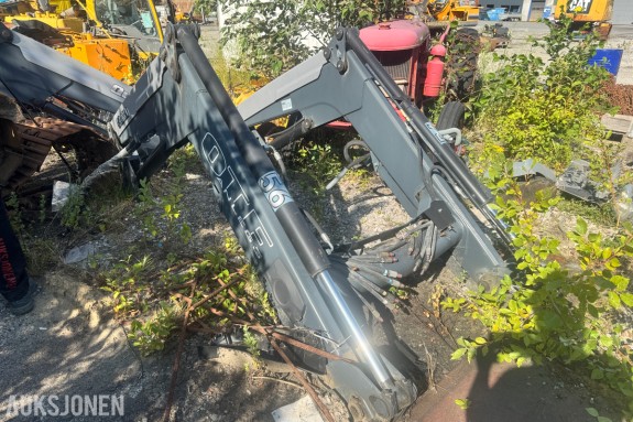 2017 Ålö Valtra 56 EURO/SMS 3RD QL ESD frontlaster