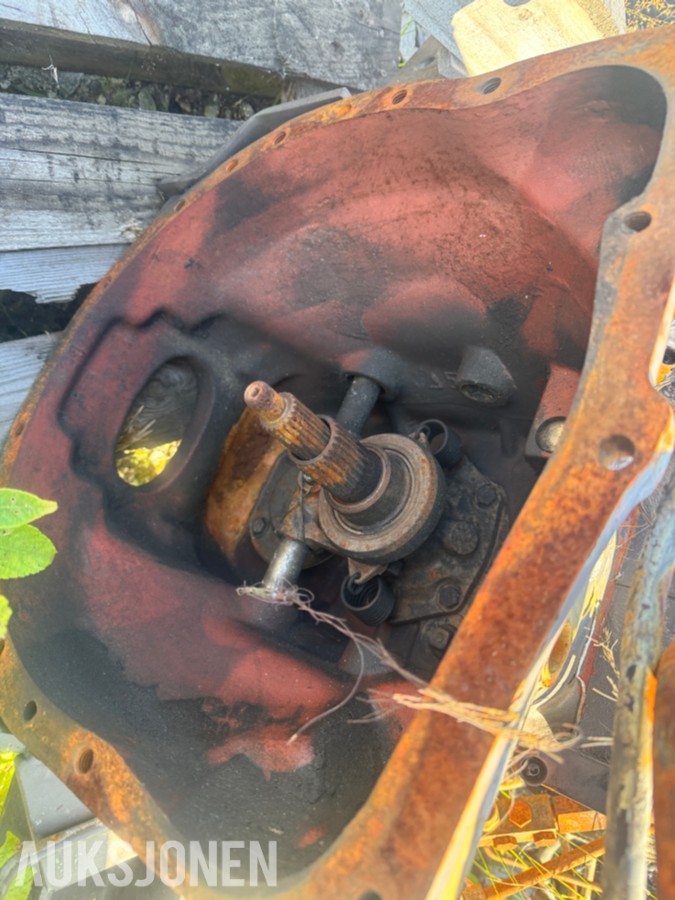 Girkasse til Massey Ferguson 375 – 1987