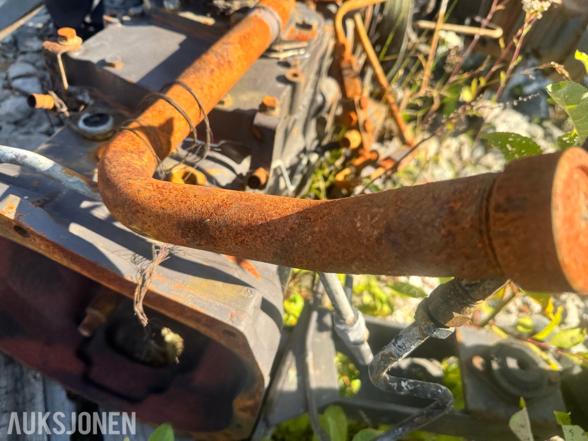 Girkasse til Massey Ferguson 375 – 1987