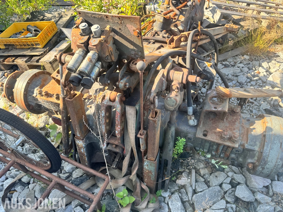 Girkasse til Massey Ferguson 375 – 1987