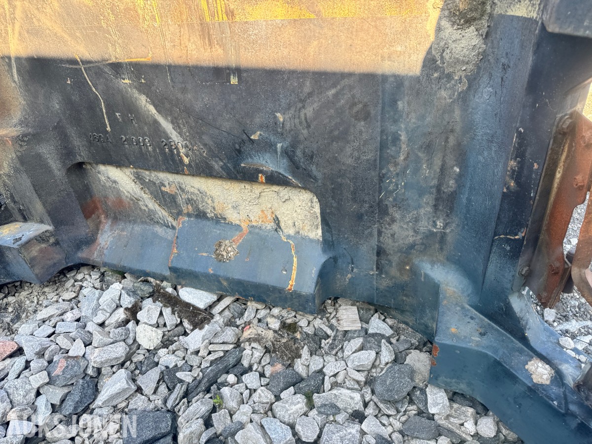 Motvekt / lodd til Hyundai 145 gravemaskin