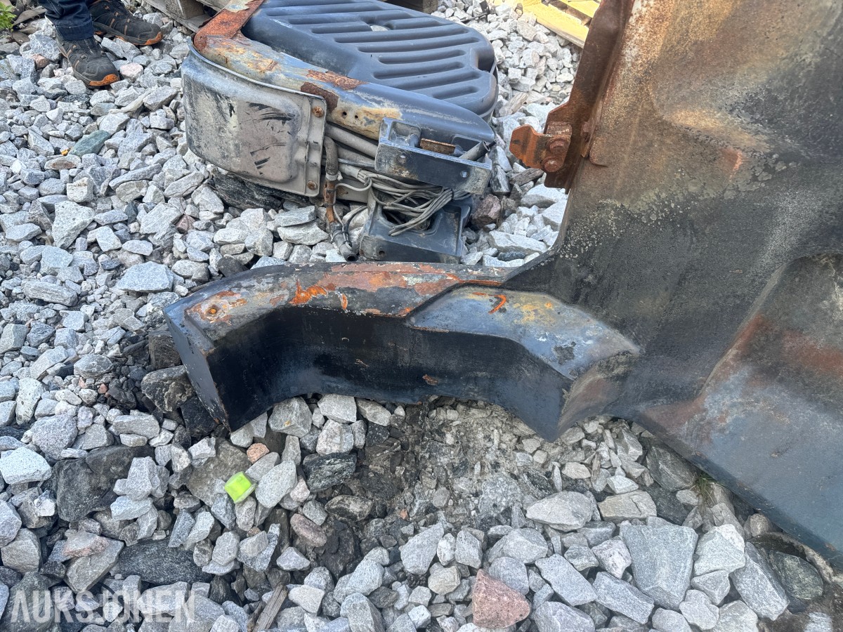 Motvekt / lodd til Hyundai 145 gravemaskin