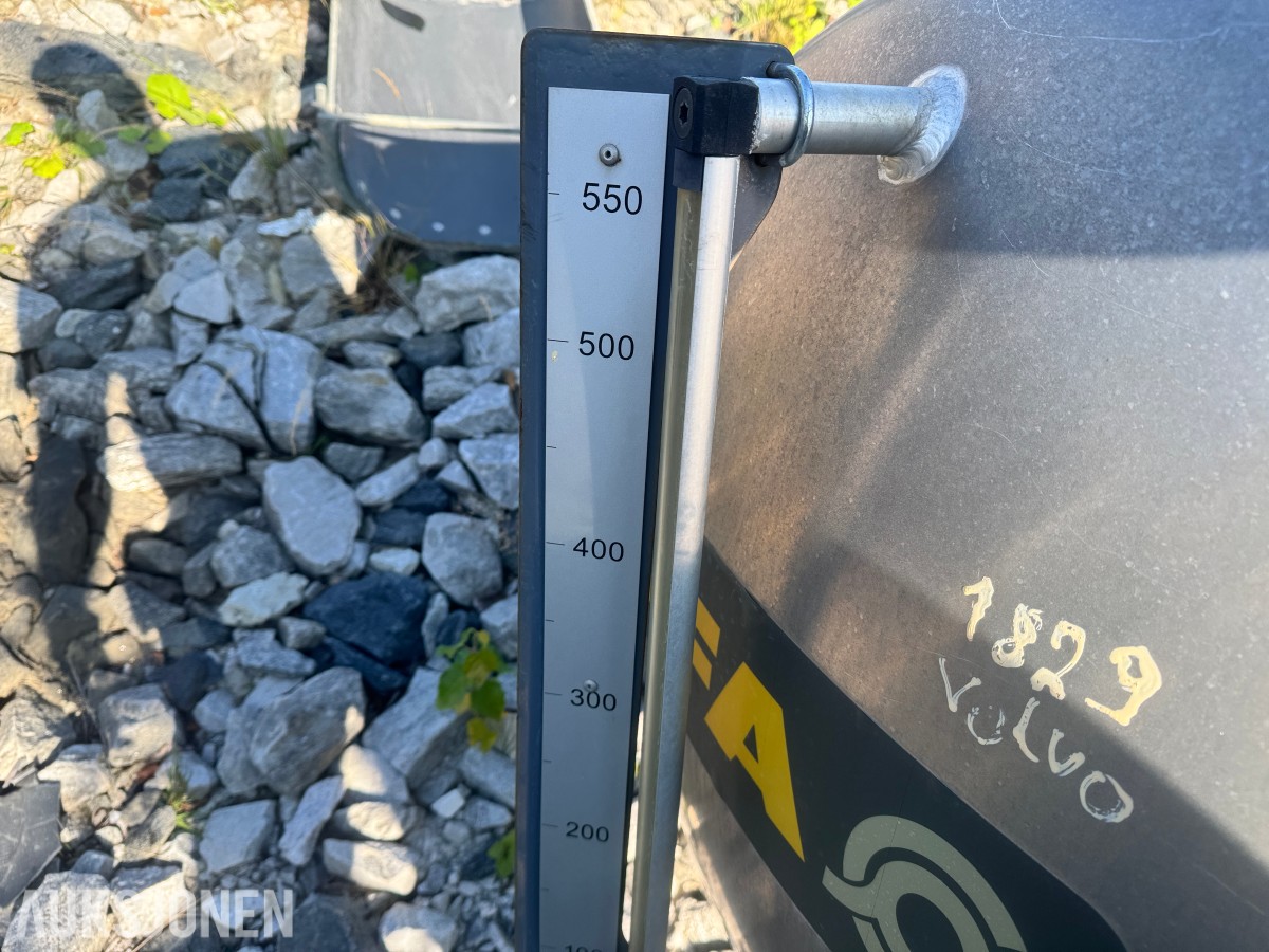 Vanntank i aluminium fra betongbil