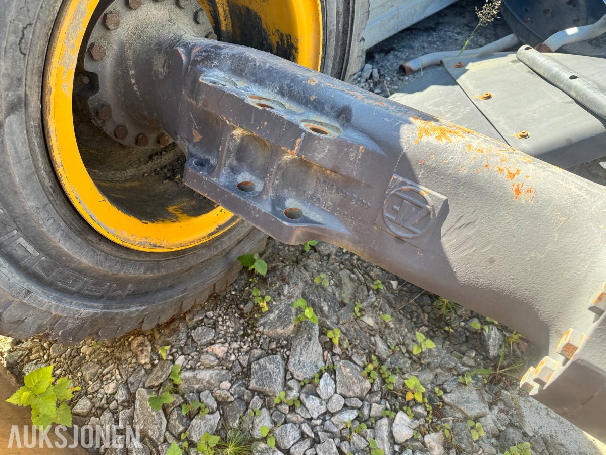 Bakaksel til Volvo 230 – med hjul