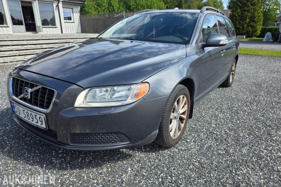 2008 Volvo V70 2.0 Diesel 136hk Hengerfeste, s+v dekk Reparasjonsobjekt