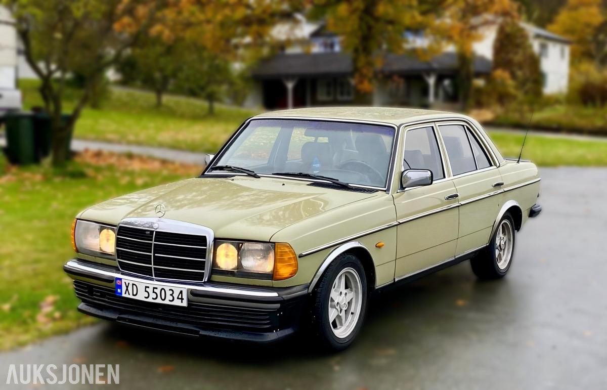 1983 Mercedes-Benz 230E 2.3 134HK MYE PÅKOSTET