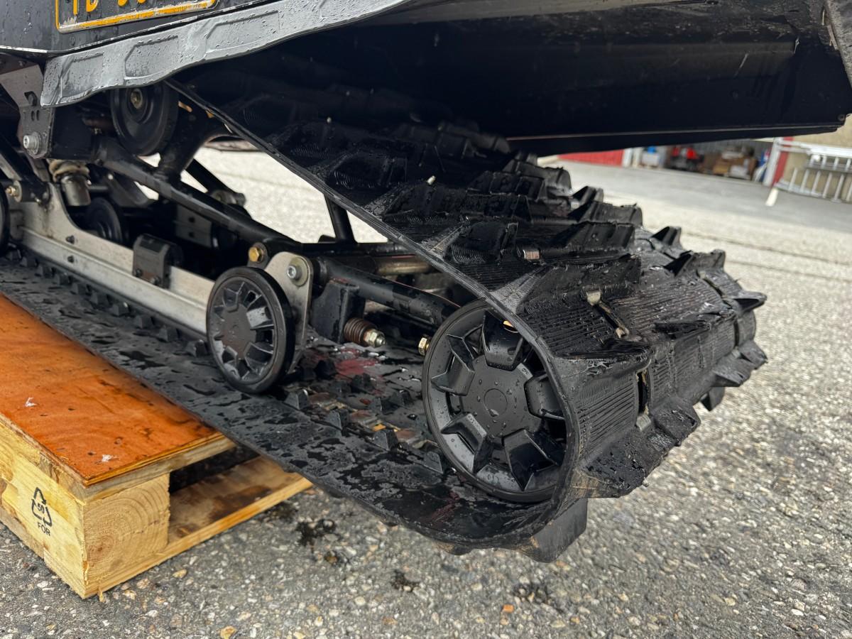 2016 LYNX 69 YETI 600 HENGERFESTE REVERS BAGASJEBOKS