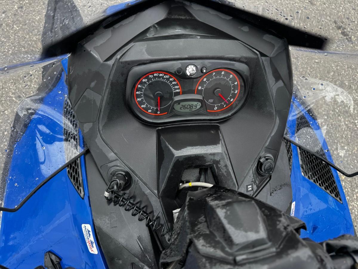 2016 LYNX 69 YETI 600 HENGERFESTE REVERS BAGASJEBOKS