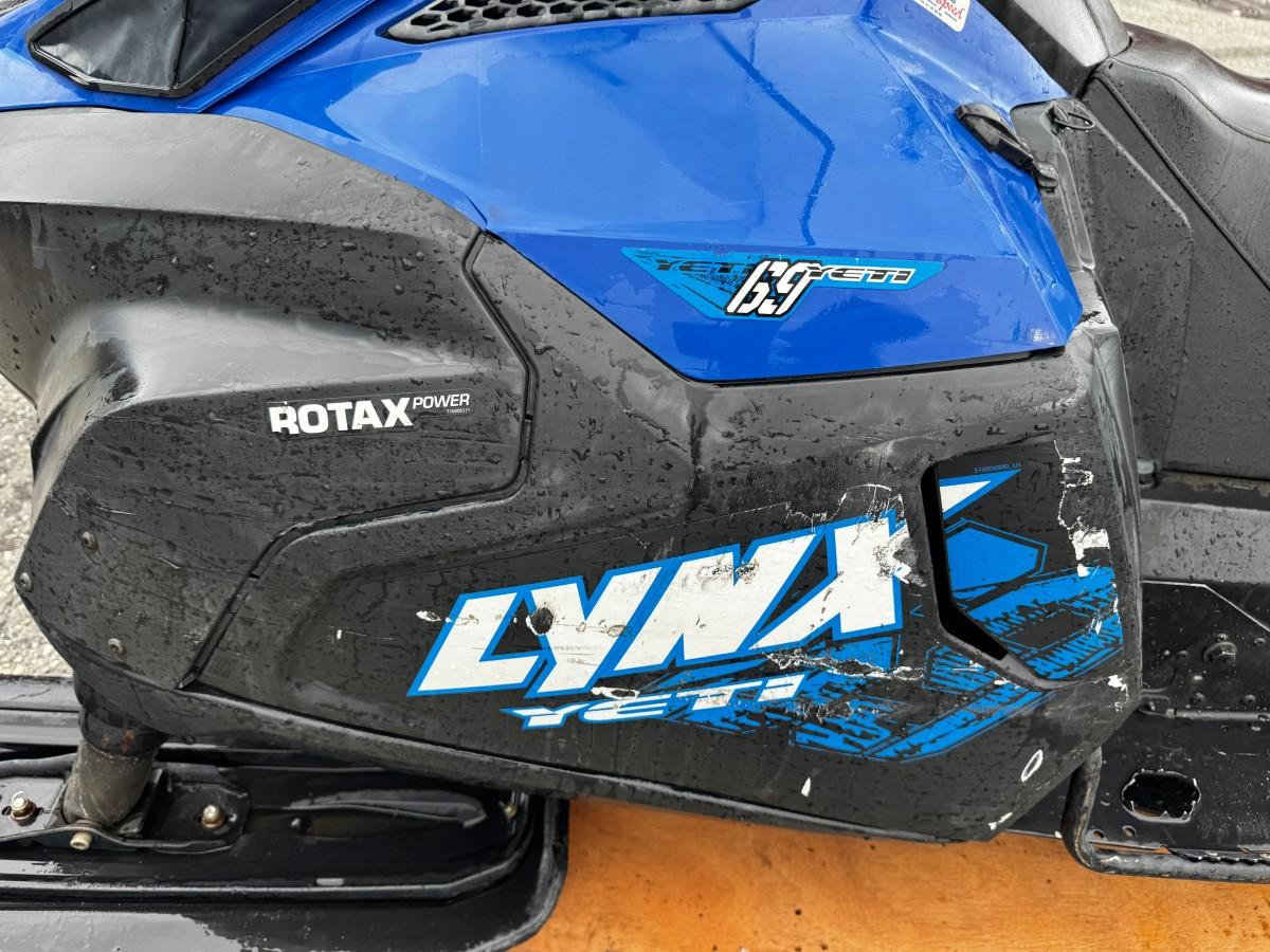 2016 LYNX 69 YETI 600 HENGERFESTE REVERS BAGASJEBOKS