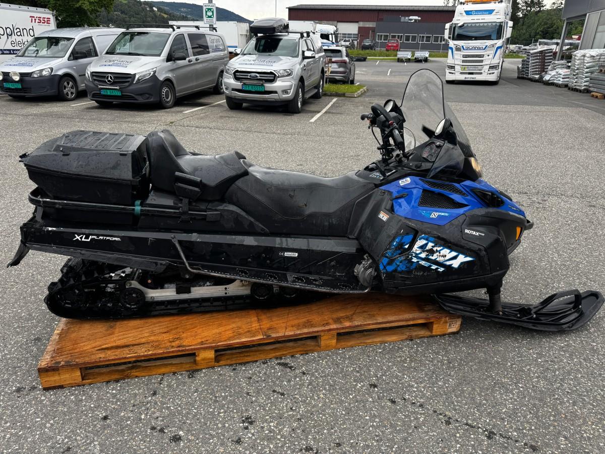 2016 LYNX 69 YETI 600 HENGERFESTE REVERS BAGASJEBOKS