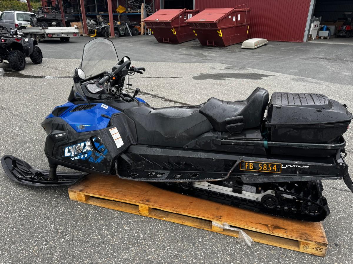 2016 LYNX 69 YETI 600 HENGERFESTE REVERS BAGASJEBOKS