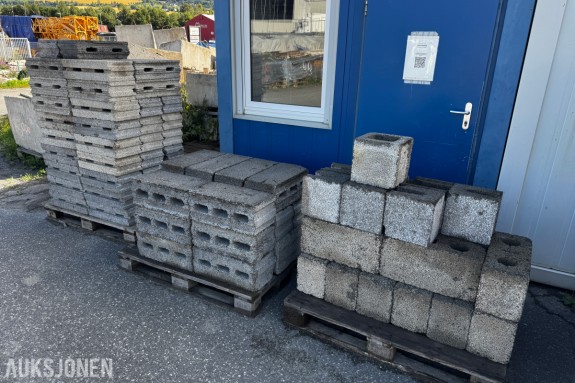 7 paller diverse Leca 14/20/25 cm 
