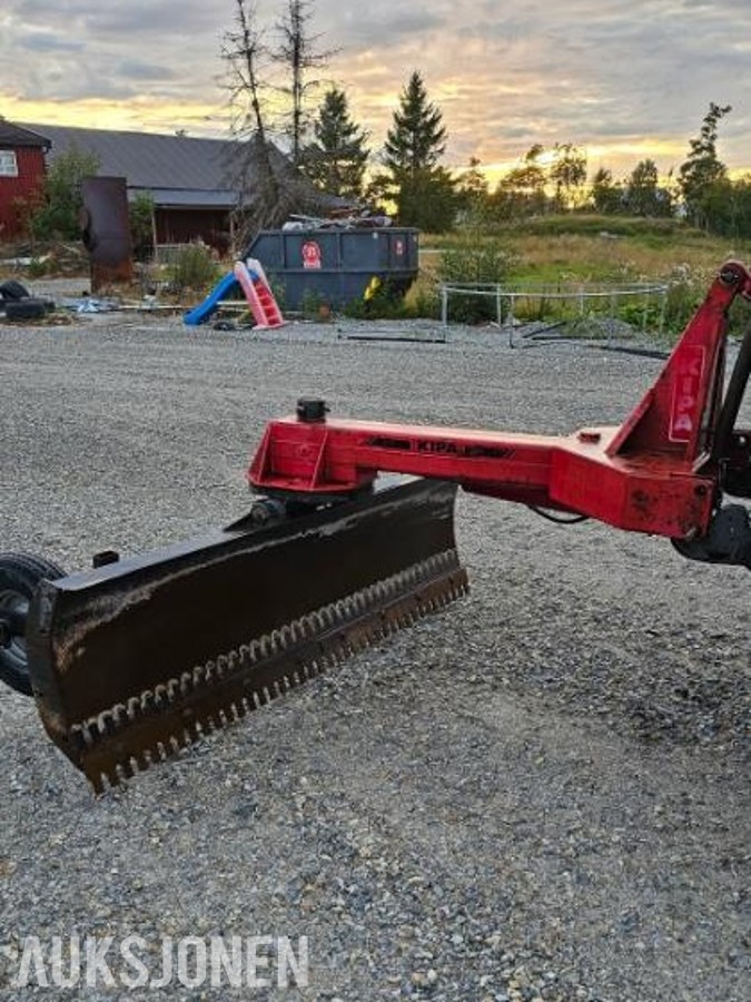 Kipa 250cm traktorskjær med hjul og svingsylinder