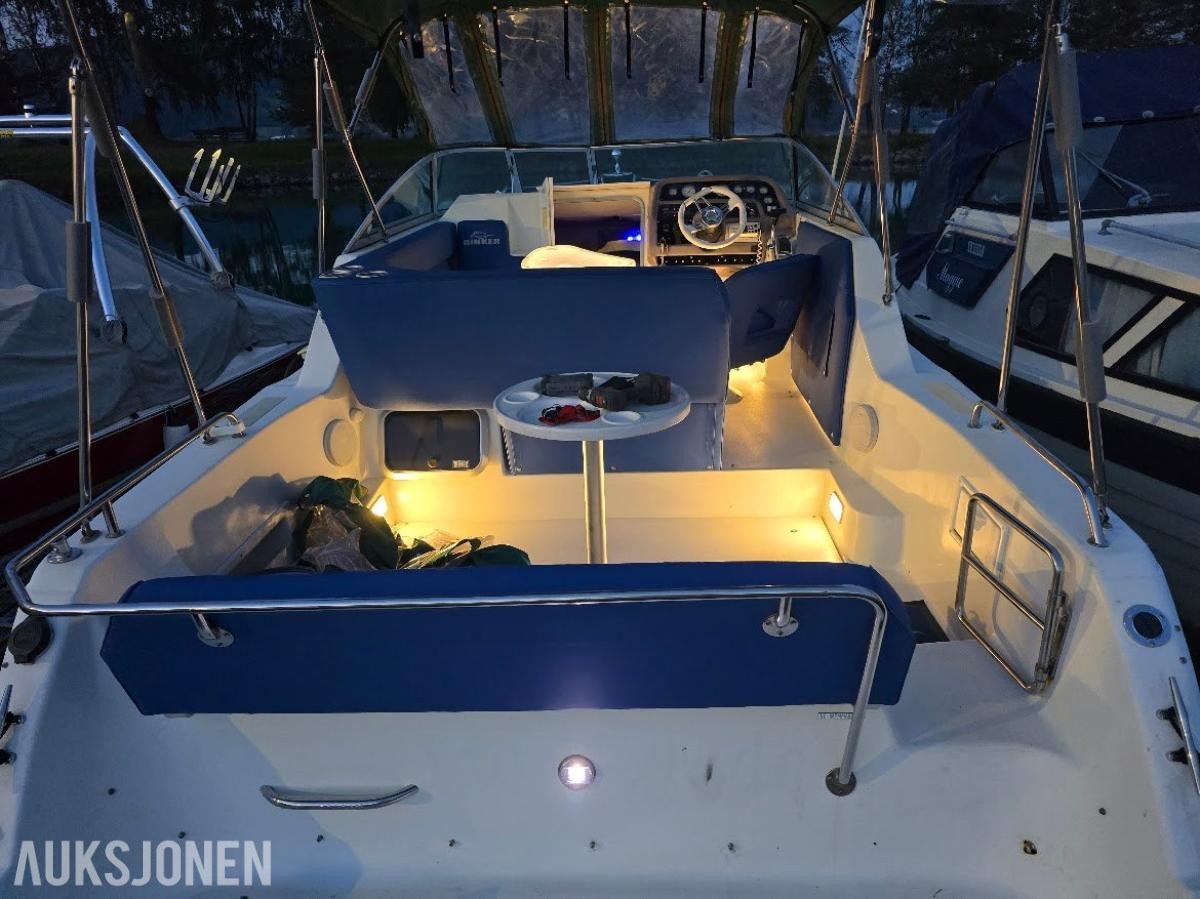 1994 Rinker Fiesta Vee 265 5.7 MerCruiser Forgasser