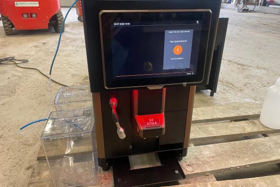 2024 ETNA Sagitta Espresso kaffemaskin med MilkBase - 2 kverner